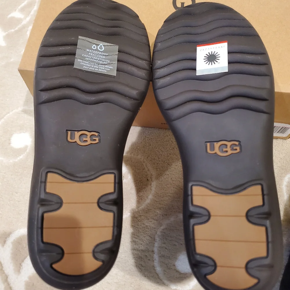 New Ugg Women's Hapsburg Lace Bootie Size 7.5 Chestnut - Picture 5 of 6